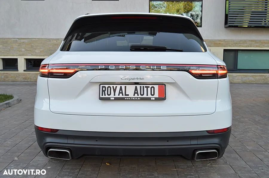 Porsche Cayenne Tiptronic S Platinum Edition - 7