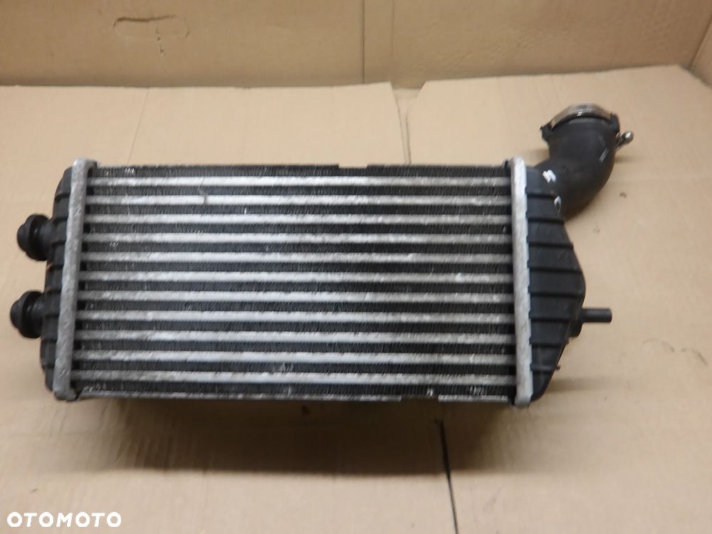 KIA CEED SW II 12-18r. 1.6 CRDI CHŁODNICA INTERCOOLERA 28270-2A770 - 1