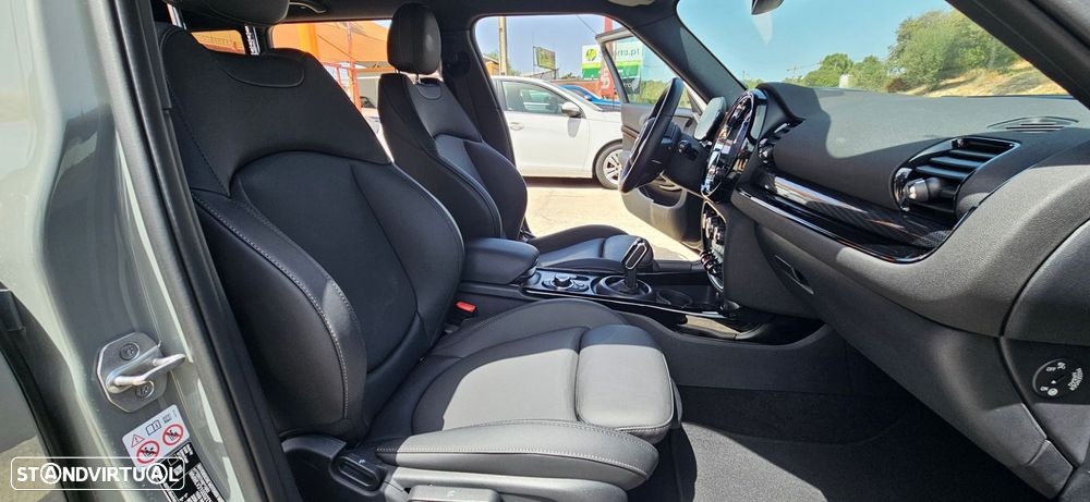 MINI Clubman Cooper Premium Plus Essential Auto - 16