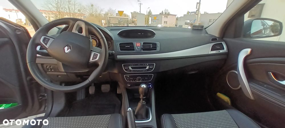 Renault Megane 1.6 16V Exception - 4