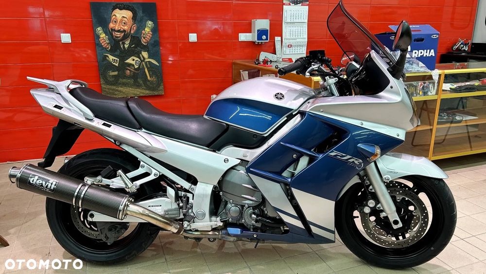 Yamaha FJR - 18