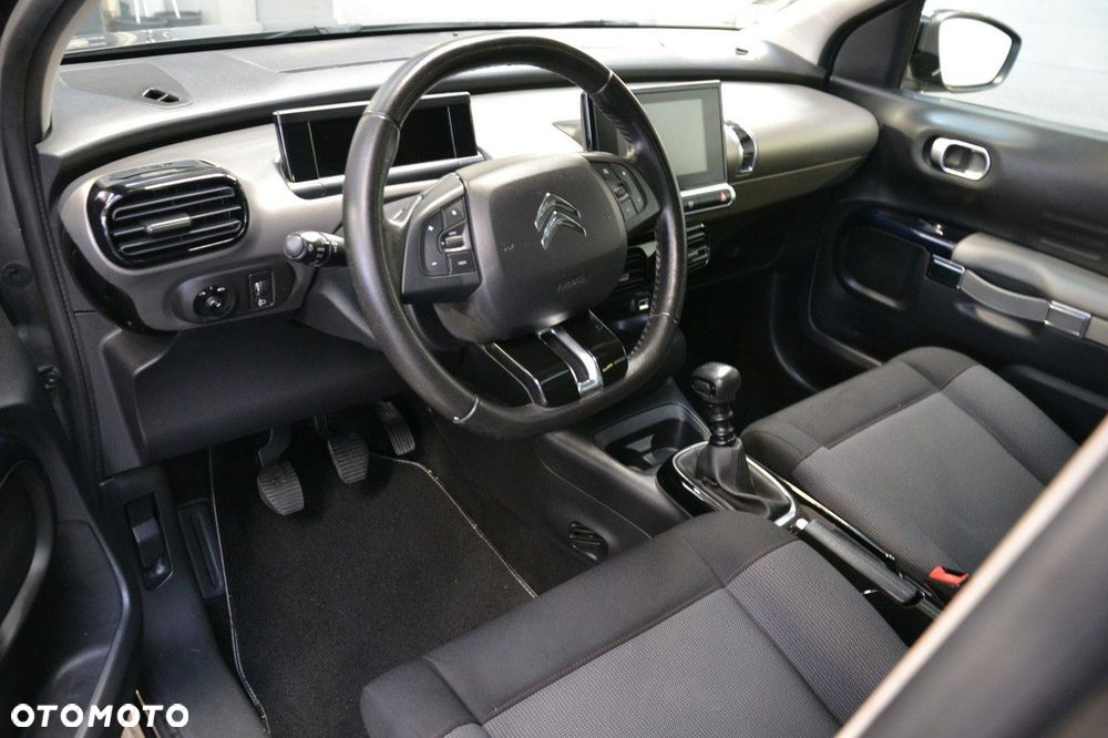 Citroën C4 Cactus - 17