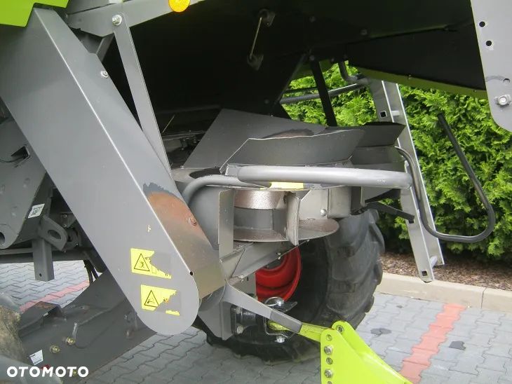 Claas TUCANO 430 APS - 11