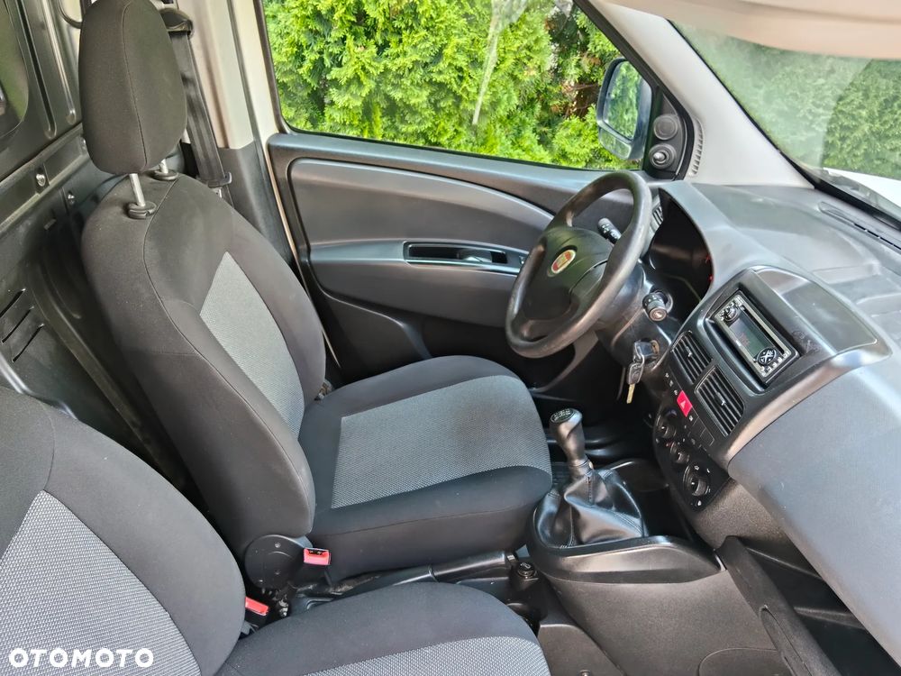 Fiat Doblo - 22