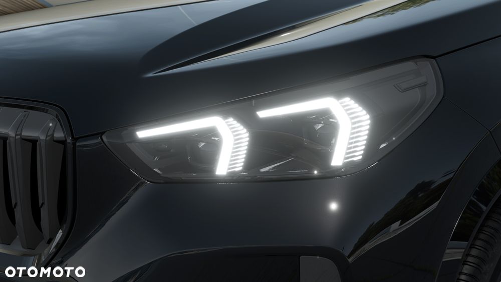 BMW X1 xDrive30e M Sportpaket - 8