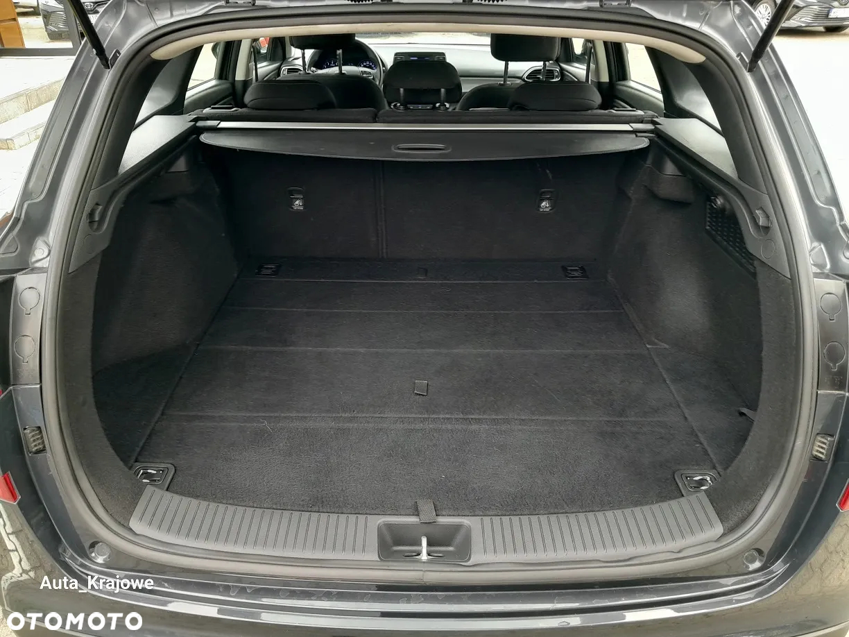 Hyundai i30 1.5 DPI Classic + - 24