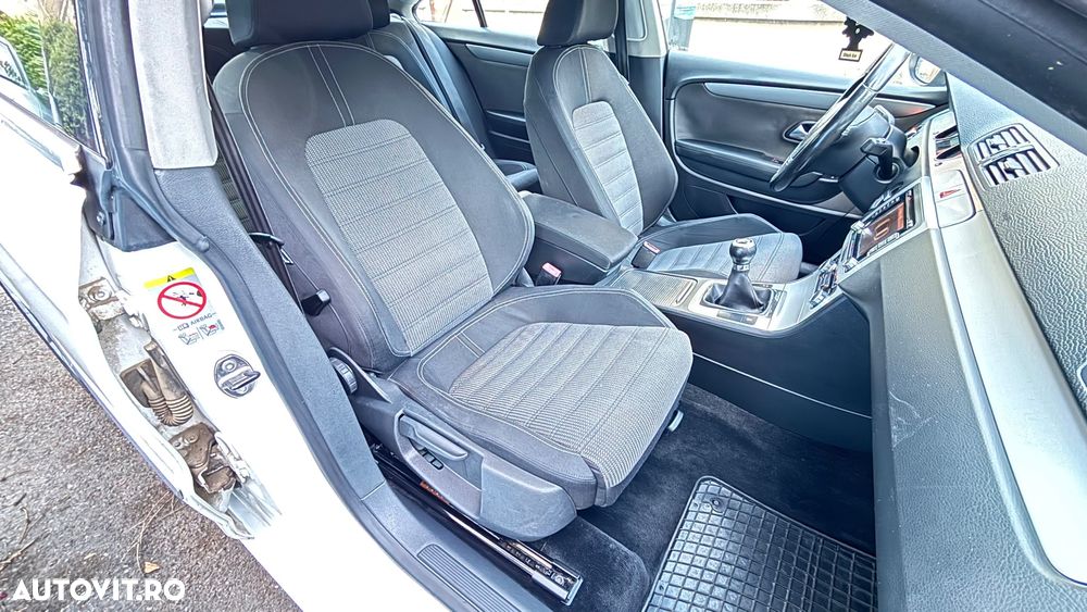Volkswagen Passat CC 2.0 TDI - 11