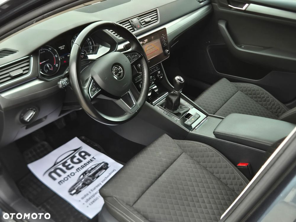 Skoda Superb 2.0 TDI Ambition - 28