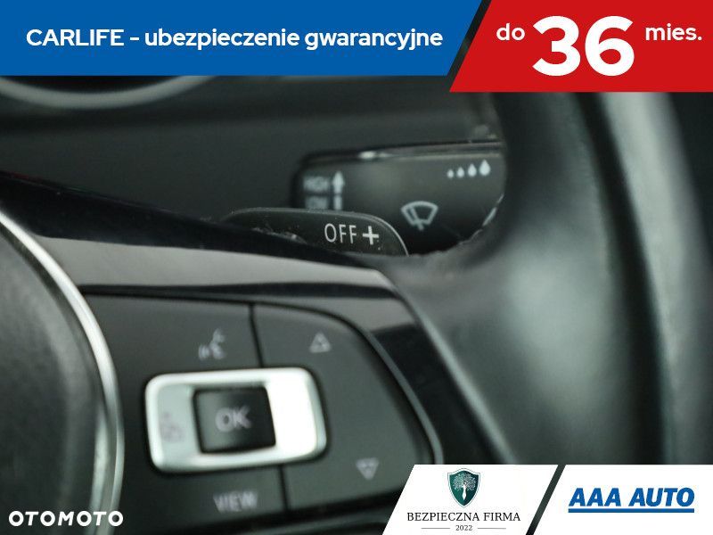 Volkswagen Golf - 18