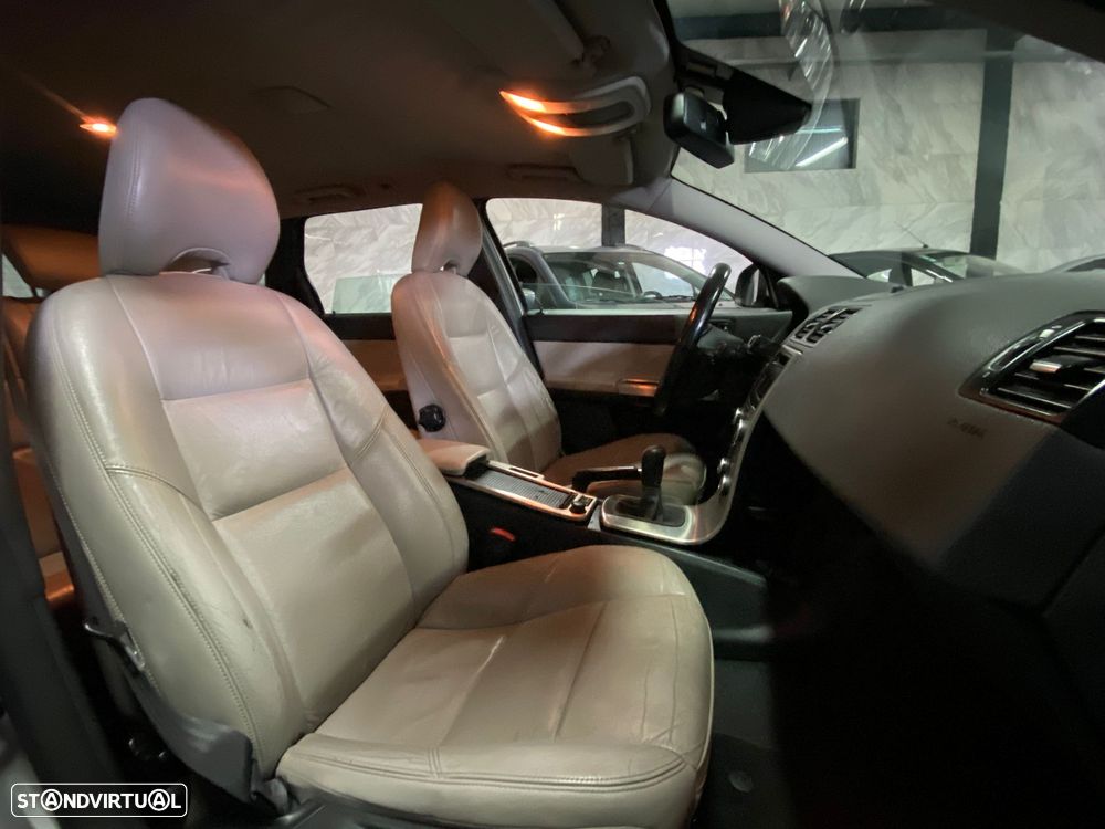 Volvo V50 1.6D DPF Momentum - 9