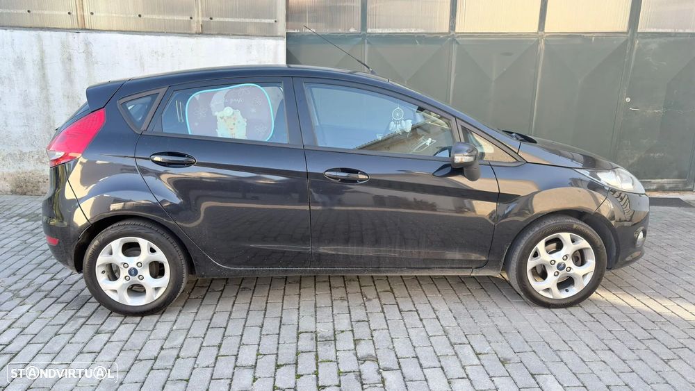 Ford Fiesta 1.4 TDCi Techno - 3