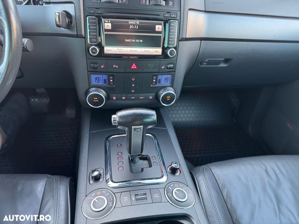 Volkswagen Touareg - 10