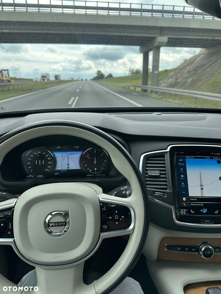 Volvo XC 90 ver-b5-d-awd-momentum-pro - 3