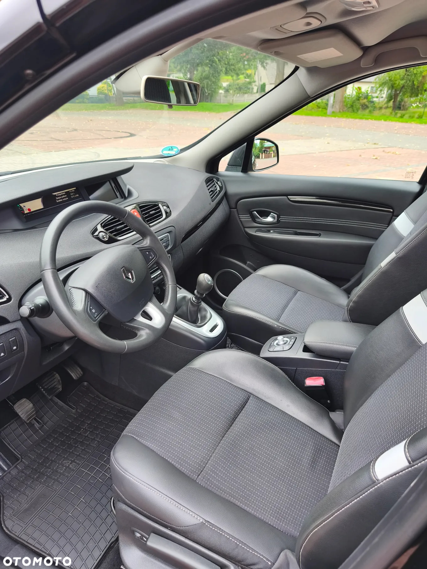 Renault Scenic - 9