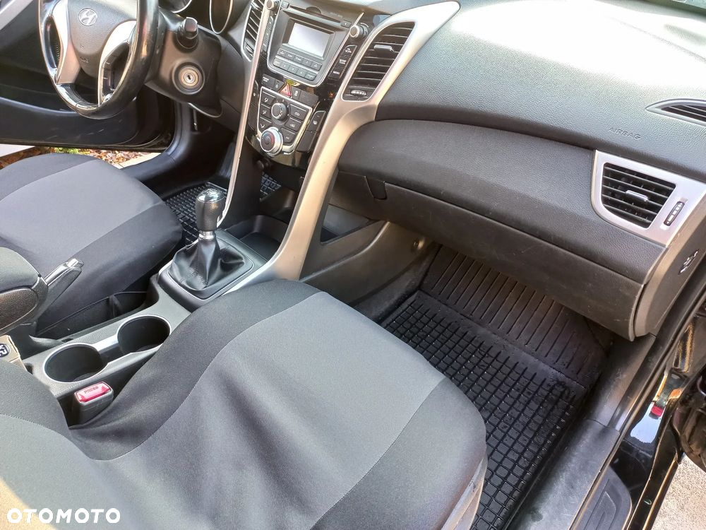 Hyundai i30 1.4 Comfort - 10