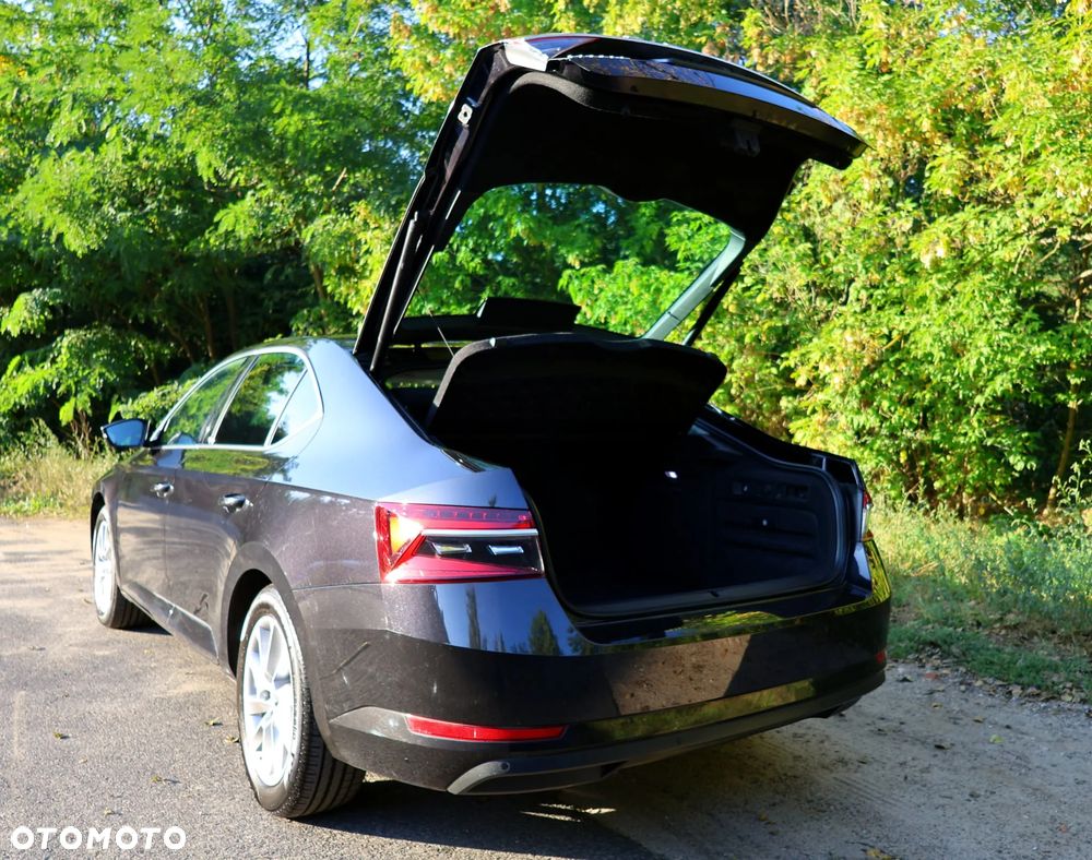 Skoda Superb 2.0 TSI Style DSG - 17