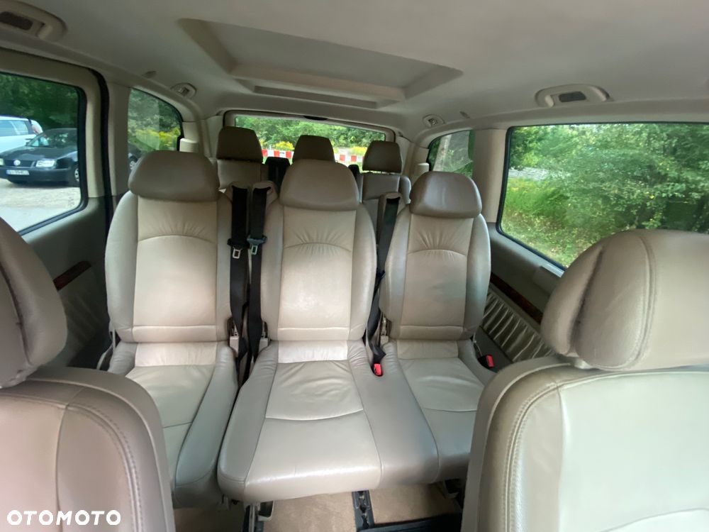 Mercedes-Benz Viano - 12
