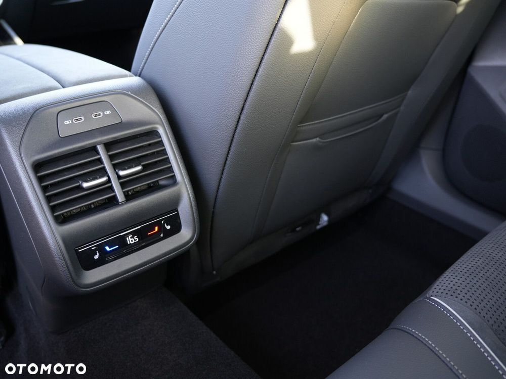 Skoda Superb 2.0 TSI Sportline DSG - 39