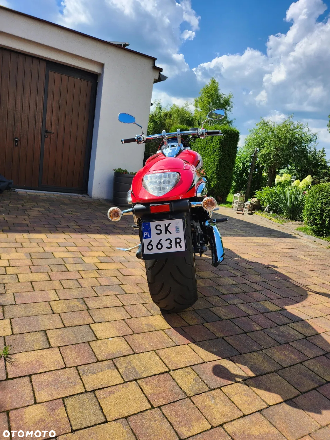 Suzuki Boulevard - 10
