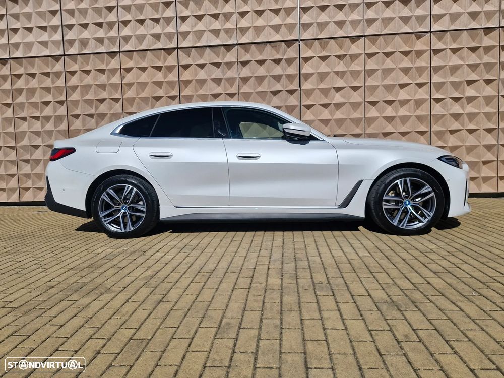 BMW i4 - 6