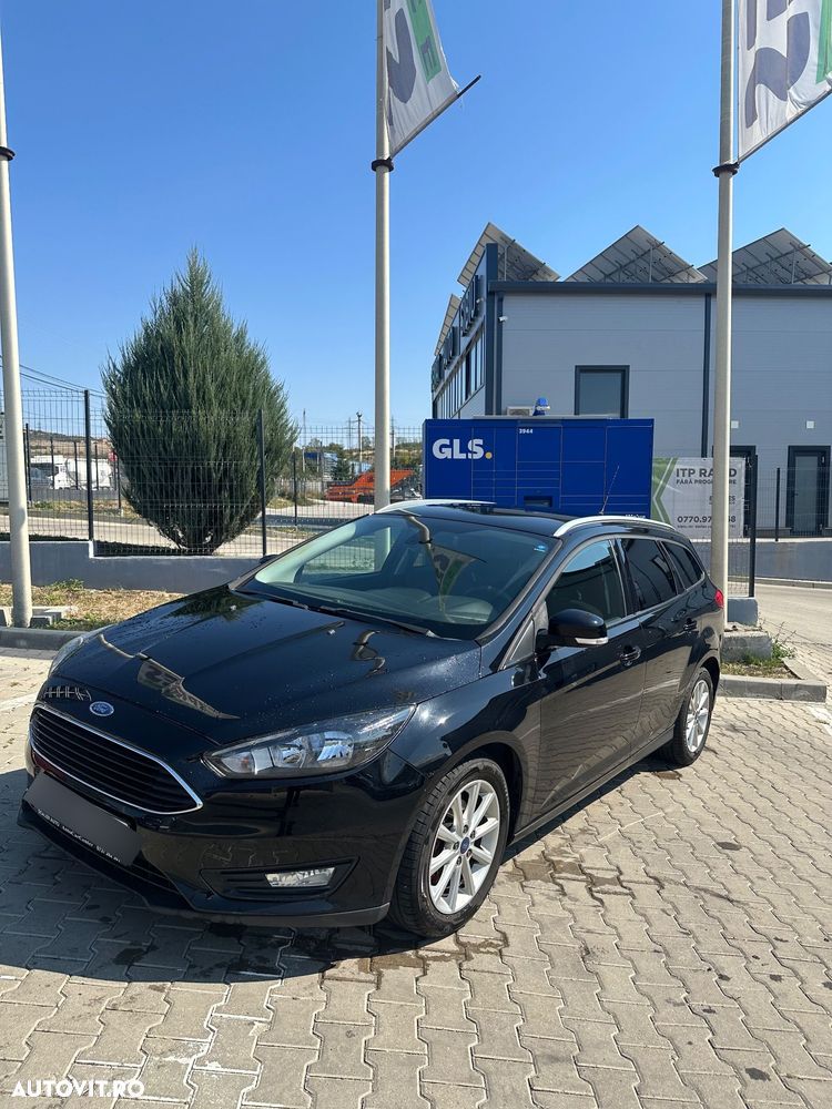 Ford Focus 1.0 EcoBoost Titanium - 1