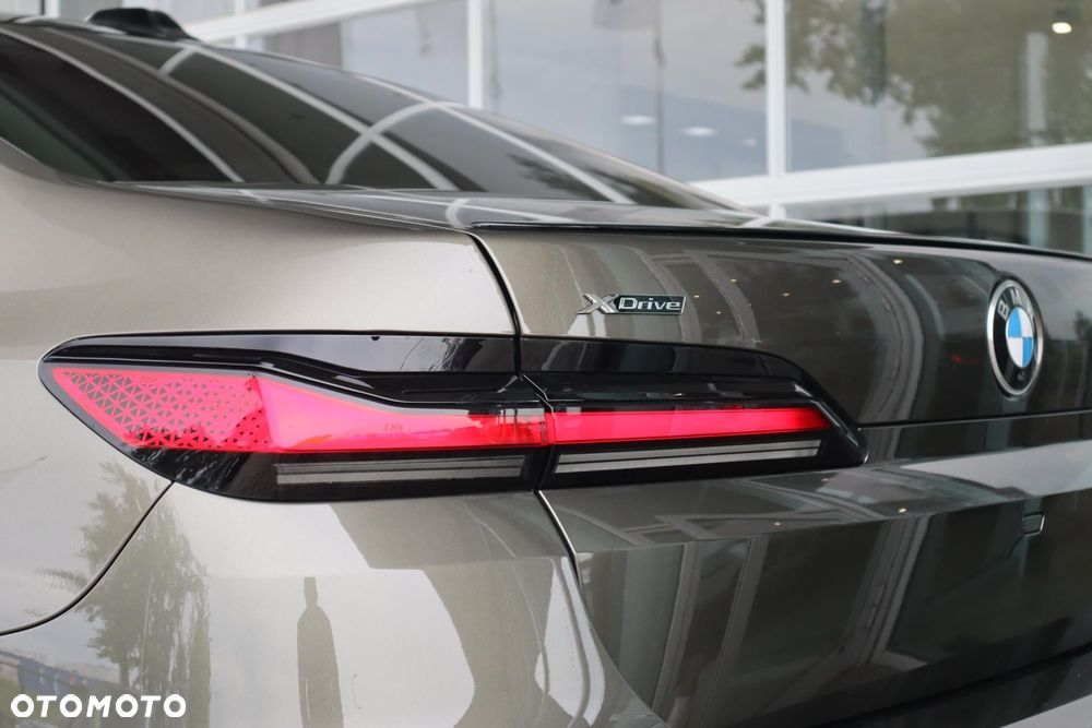 BMW Seria 7 - 5