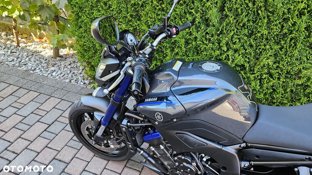 Yamaha FZ8 - 33