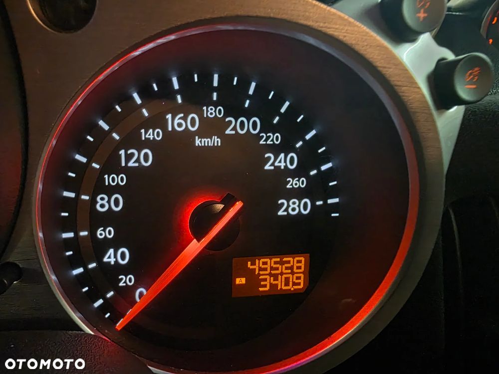 Nissan 370 Z - 14