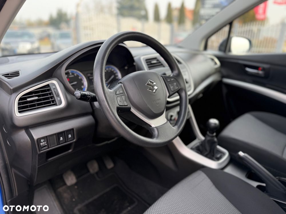 Suzuki SX4 S-Cross - 11
