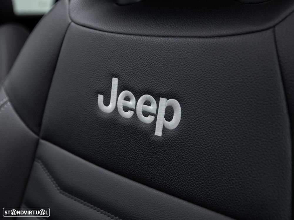Jeep Avenger 54 kWh Summit - 18
