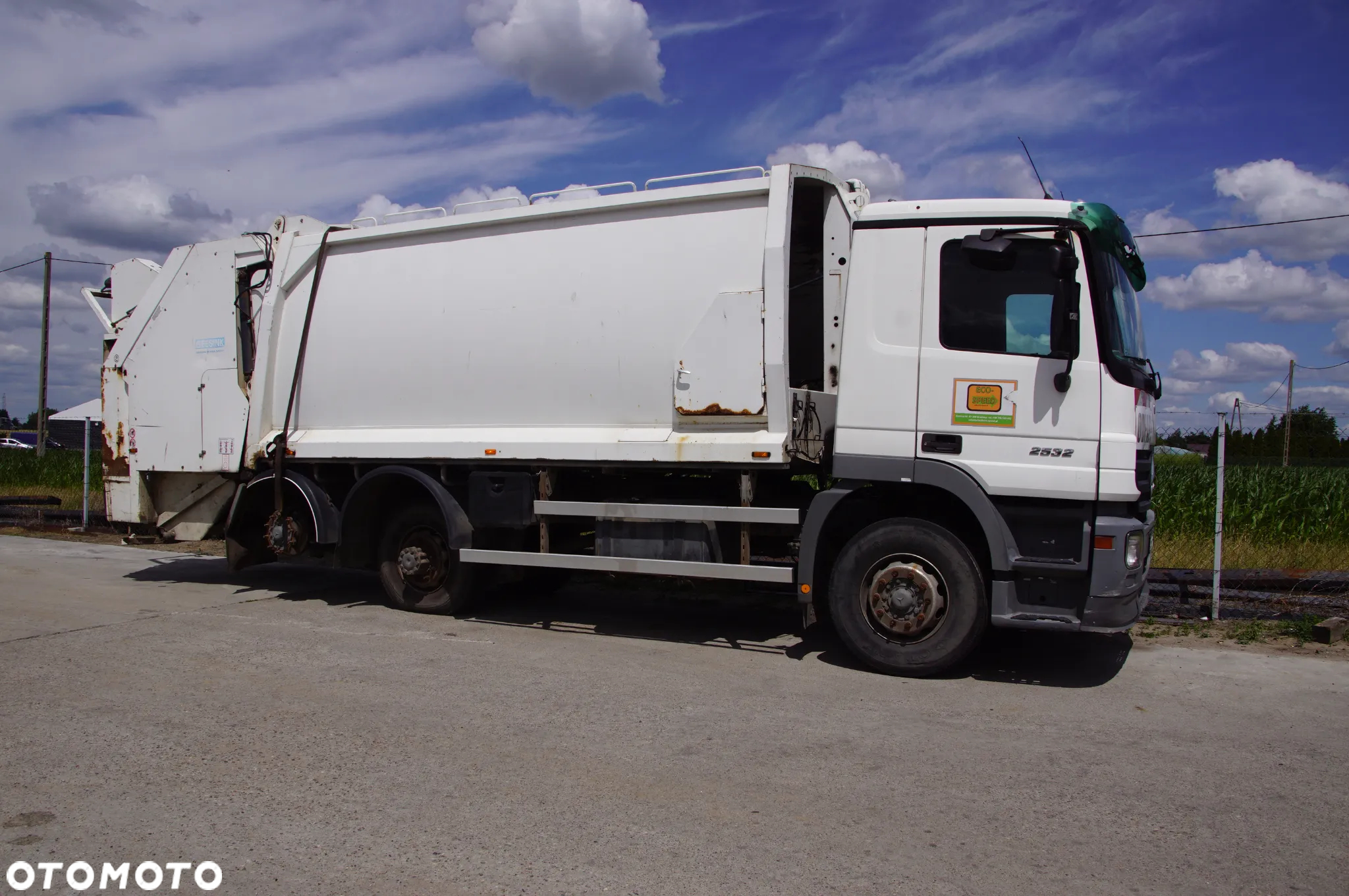 Auto na części - Mercedes Actros 2532 MP2 12.0 OM501LA OM 501 LA410 KM G211-16 2005R Lusterko Lampa Koło Szyba Atrapa Skrzynia Silnik Most Komputer Licznik Drzwi Moduł Grill Sterownik Lampa Zderzak Kabina - 5