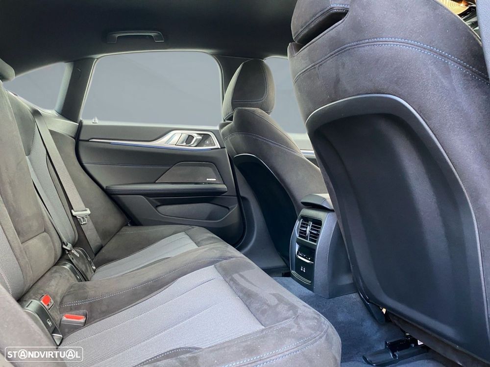 BMW i4 eDrive35 Pack Desportivo M - 20