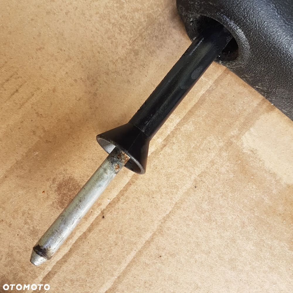 zagłówek zagłowek regulacja oś regulacji wysokości przód przednie fiat 126p 126 p maluch - 25