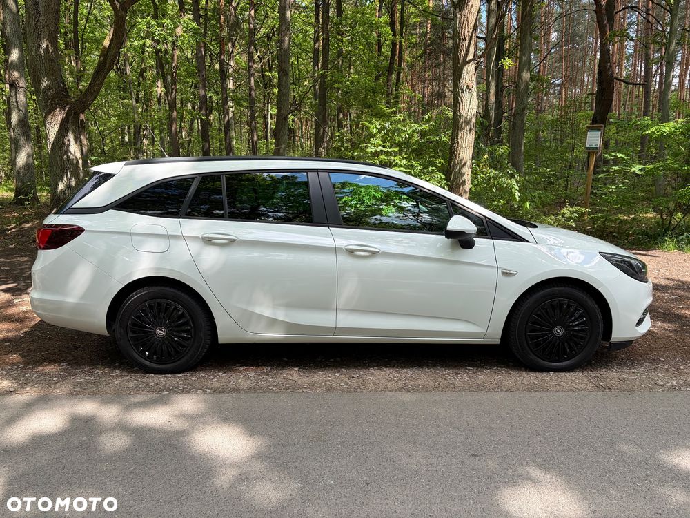Opel Astra 1.2 T Edition S&S - 11