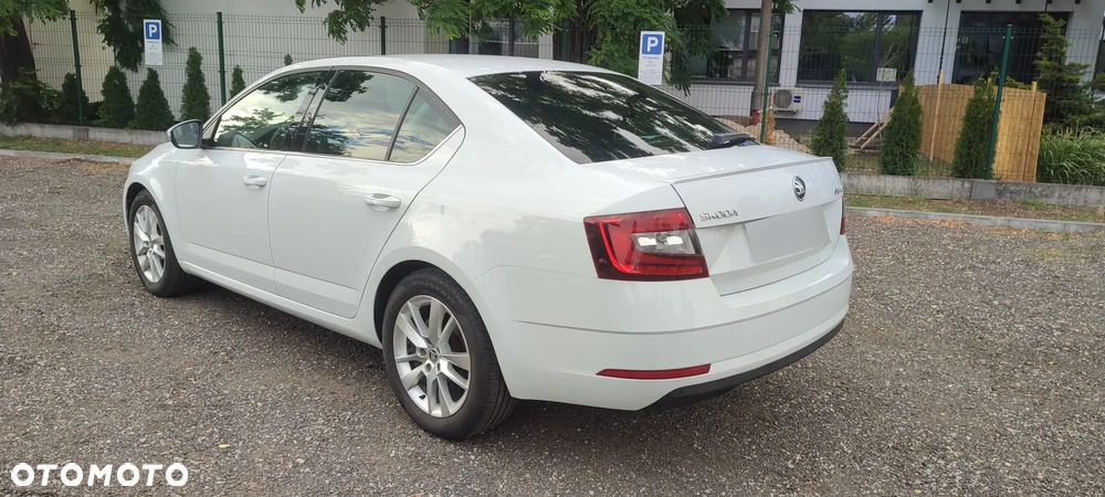 Skoda Octavia 1.5 TSI ACT Style - 11