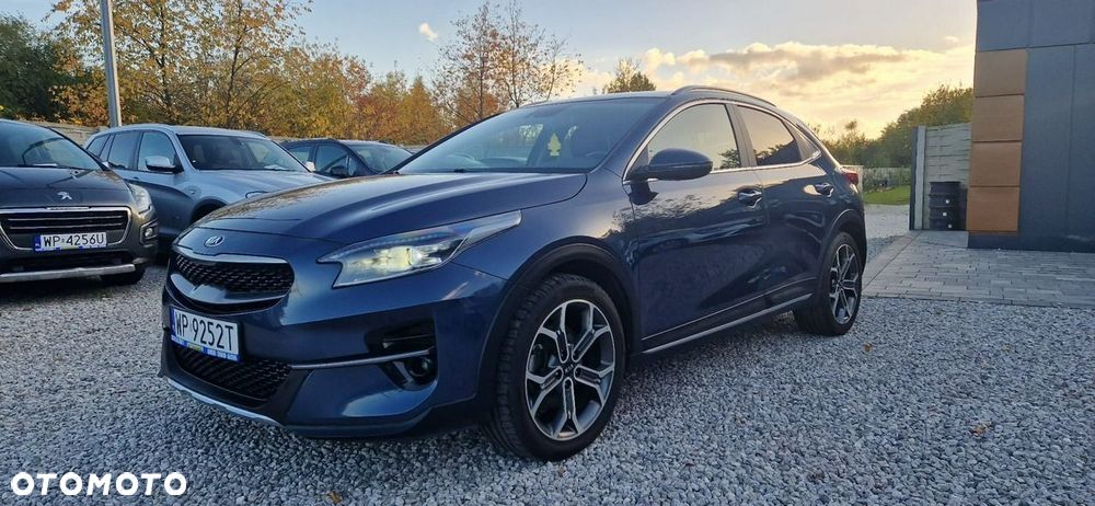 Kia XCeed - 4