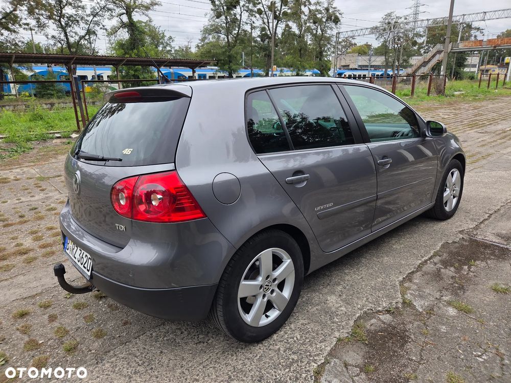 Volkswagen Golf 1.9 TDI DPF United - 4