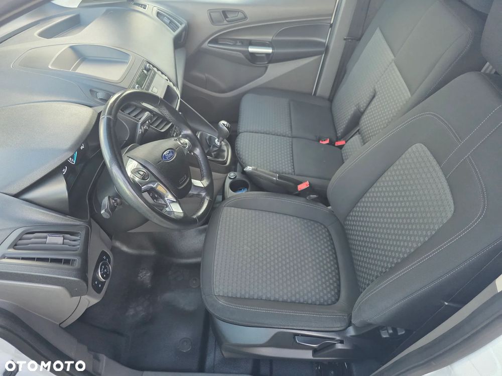 Ford Transit Connect - 14