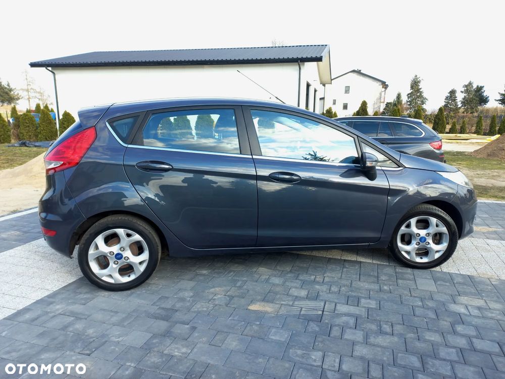 Ford Fiesta 1.4 Titanium - 12