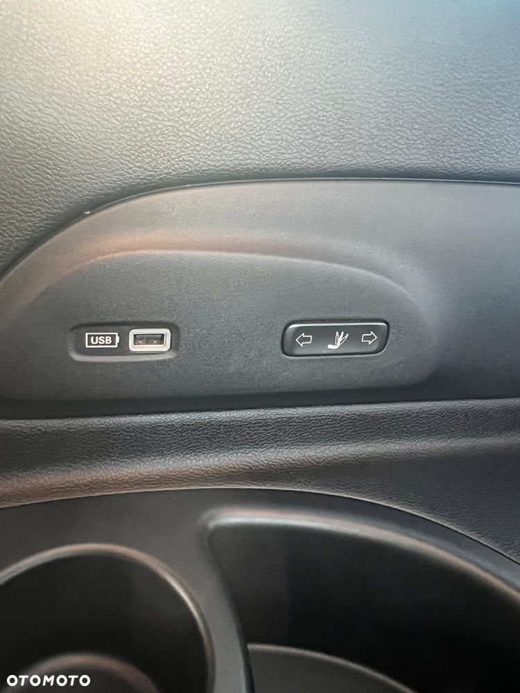 Chrysler Pacifica - 14