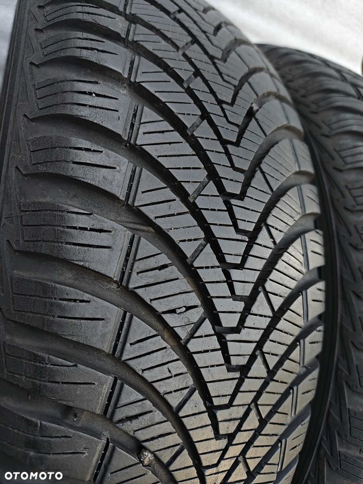 Opony Całoroczne 185/65/15 Kumho 2szt 2023r