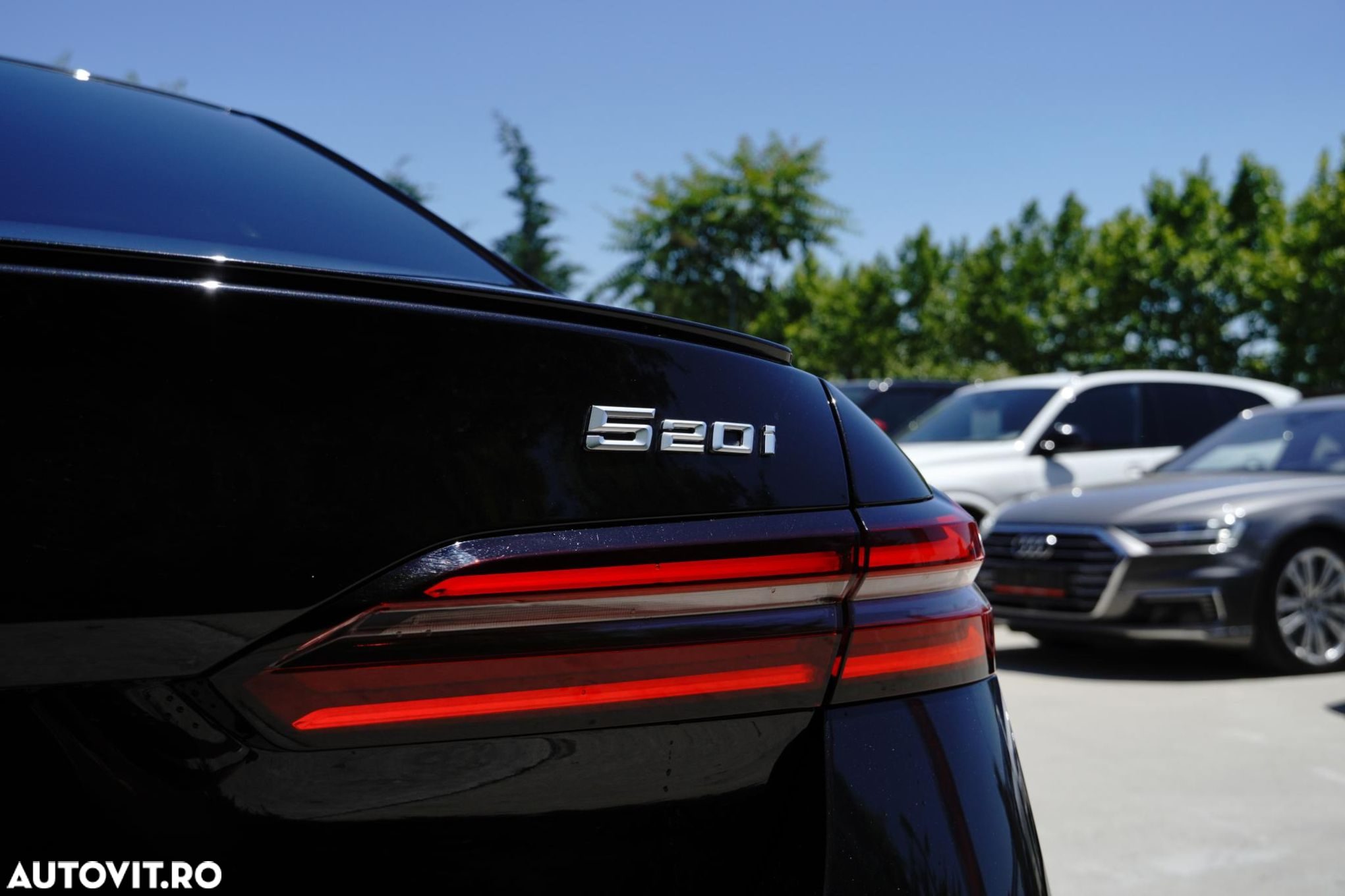 BMW Seria 5 520i AT MHEV - 9