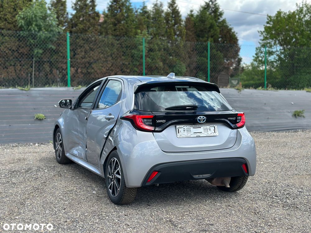 Toyota Yaris - 17