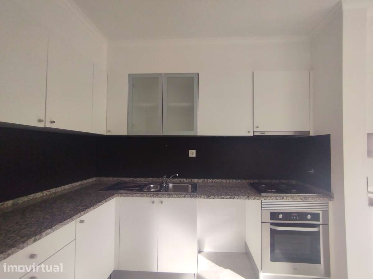 Apartamento T2 no CENTRO da cidade - Grande imagem: 2/18