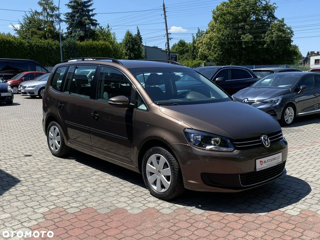 Volkswagen Touran - 4
