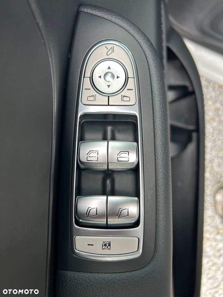 Mercedes-Benz Klasa V 220 d 9G-Tronic Avantgarde (d³ugi) - 25