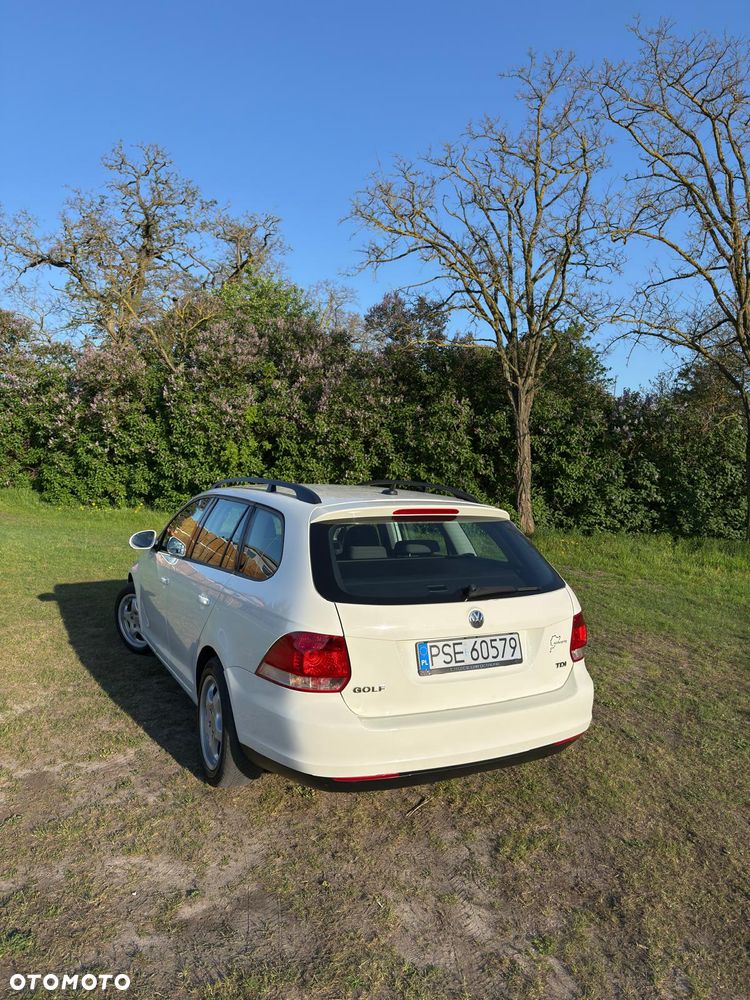 Volkswagen Golf - 3