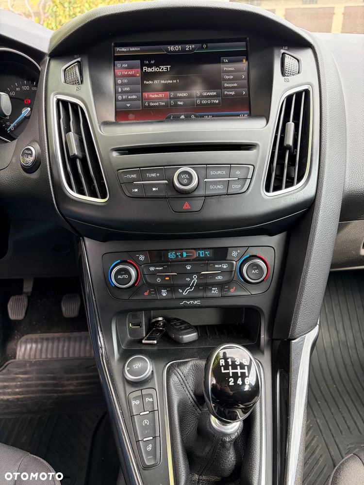 Ford Focus 2.0 TDCi Titanium ASS - 16