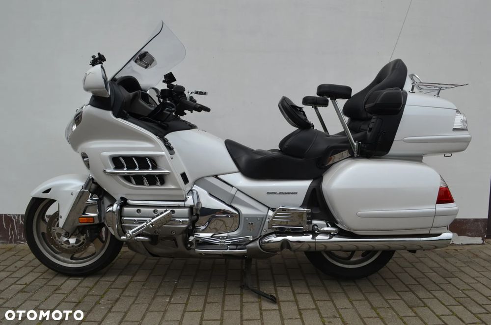 Honda GL - 5