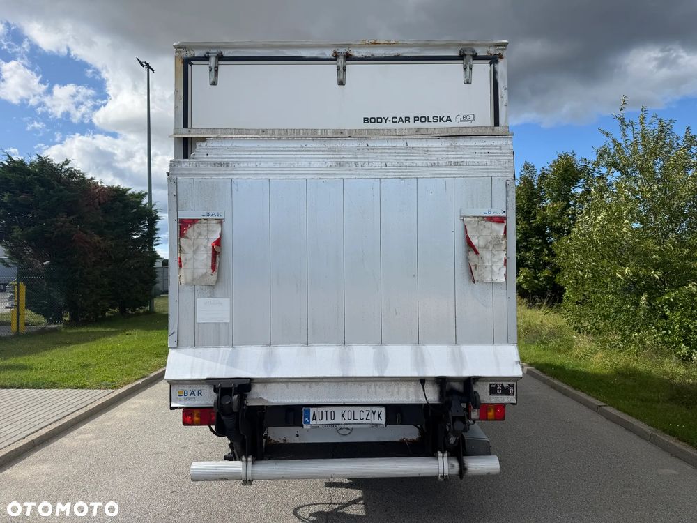 Mercedes-Benz Sprinter - 5